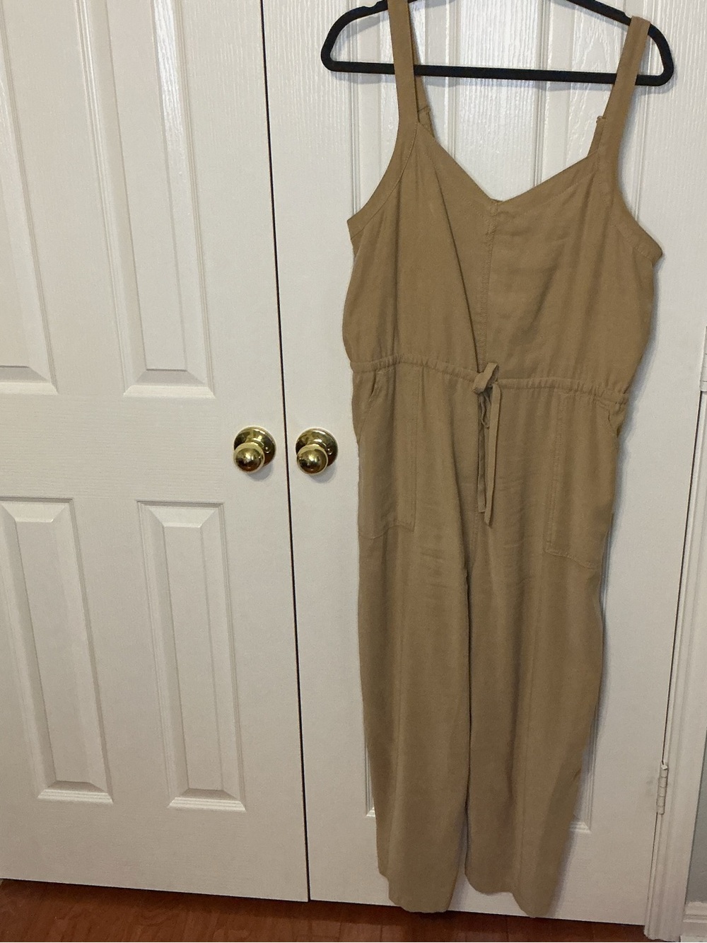 Old Navy Tan Drawstring-Strap Jumpsuit Sz L